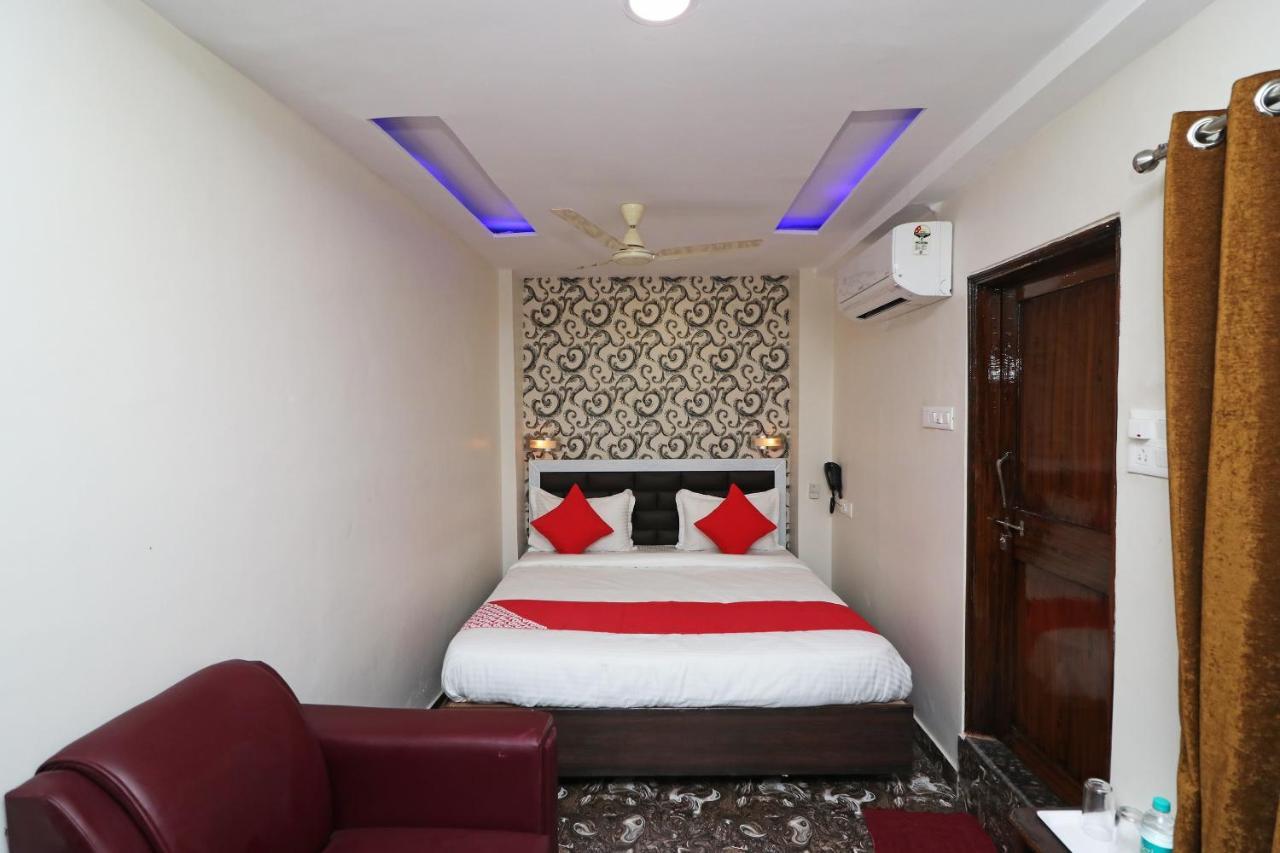 Oyo Hotel Prerna Raipur  Bagian luar foto