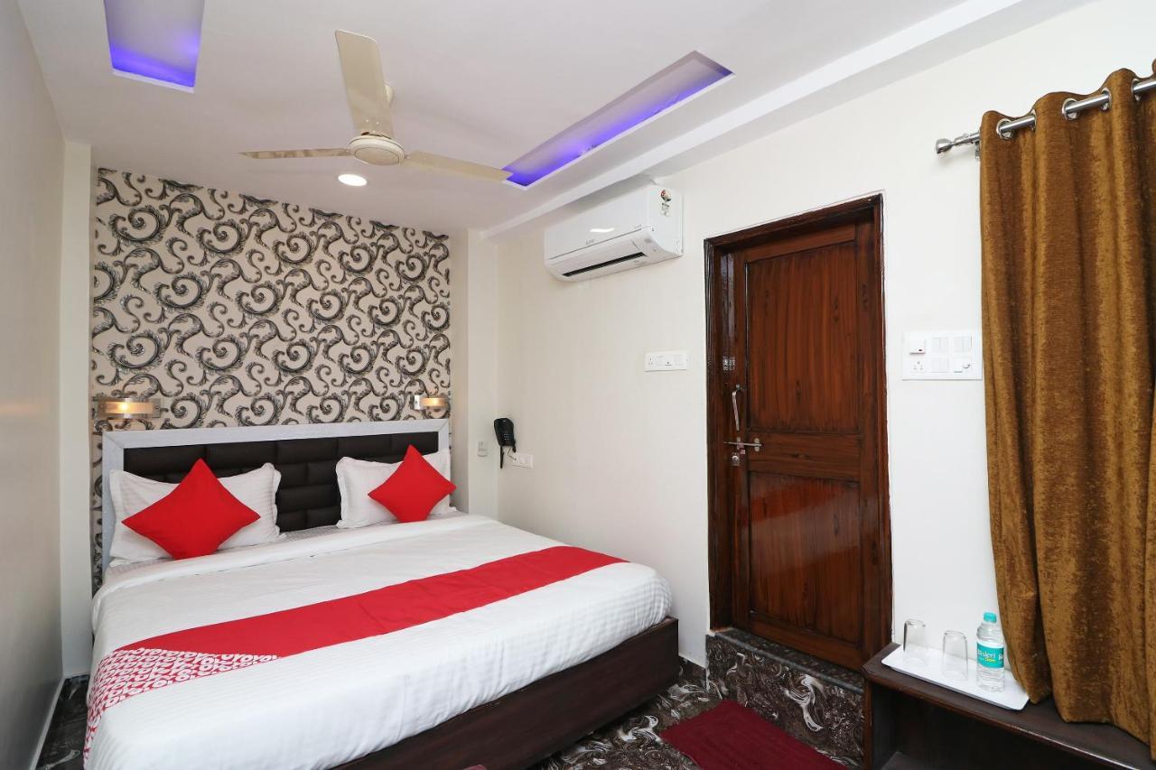 Oyo Hotel Prerna Raipur  Bagian luar foto